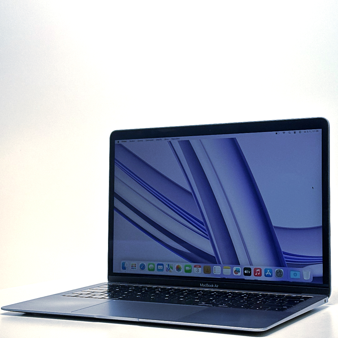 Macbook Air 13.3"/I5 1.6GHZ/8GB RAM/128GB SSD Vesmírně šedá/CZ