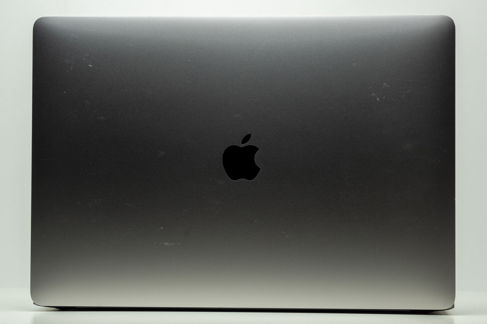 Macbook Pro 15.4" TB/I7 2.2GHZ/16GB RAM/256GB SSD