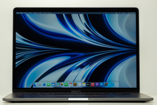 Macbook Pro 15.4" TB CTO/I7 2.9GHZ/16GB RAM/512GB SSD
