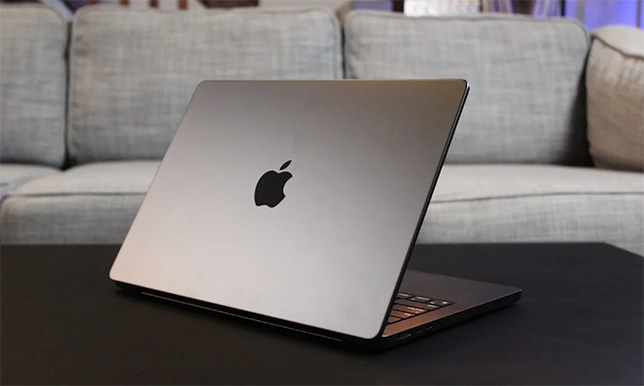 Displej Liquid Retina XDR